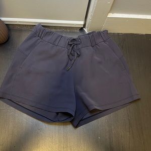 Lululemon on the fly shorts